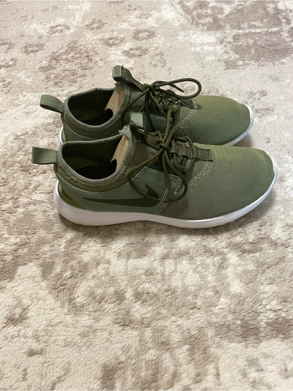 Nike Juvenate women’s running shoes, sneakers